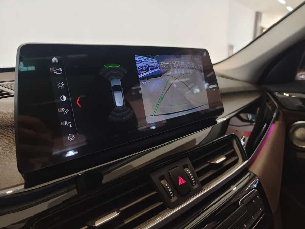 寶馬 寶馬X1  2022款 sDrive25Li 領(lǐng)先型圖片