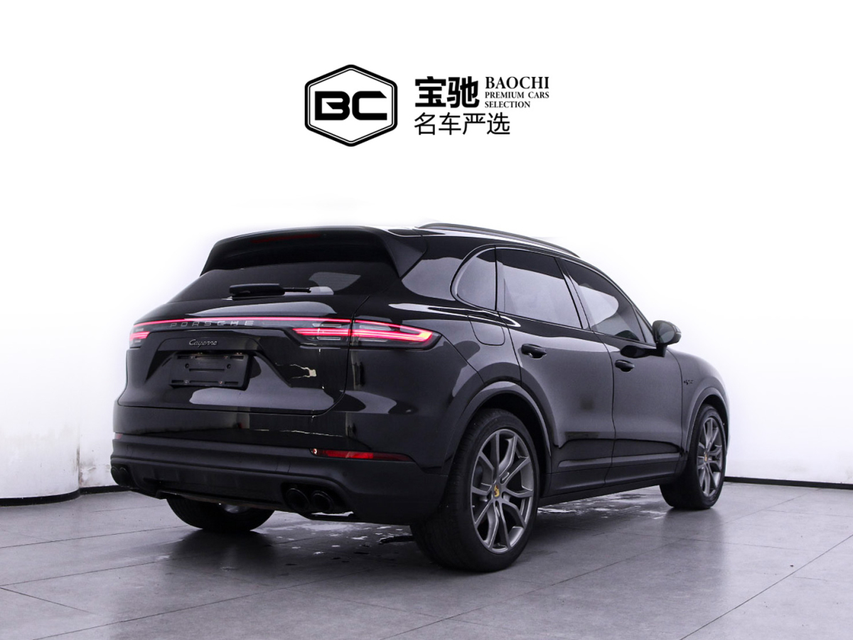 保時(shí)捷 Cayenne新能源  2023款 Cayenne E-Hybrid 2.0T 鉑金版圖片