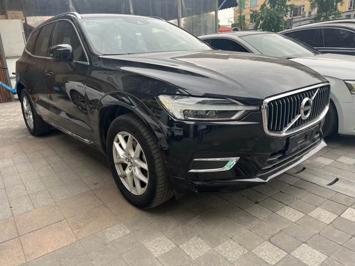 沃爾沃 XC60  2020款 T5 四驅(qū)智逸豪華版圖片