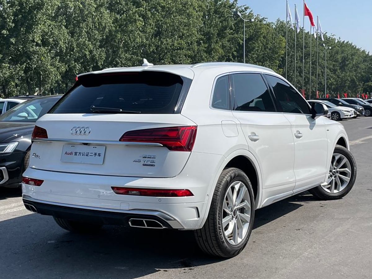 2021年8月奧迪 奧迪Q5L  2021款 40 TFSI 豪華動(dòng)感型