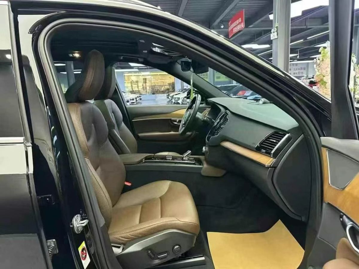 沃爾沃 XC90  2022款 B5 智行豪華版 5座圖片