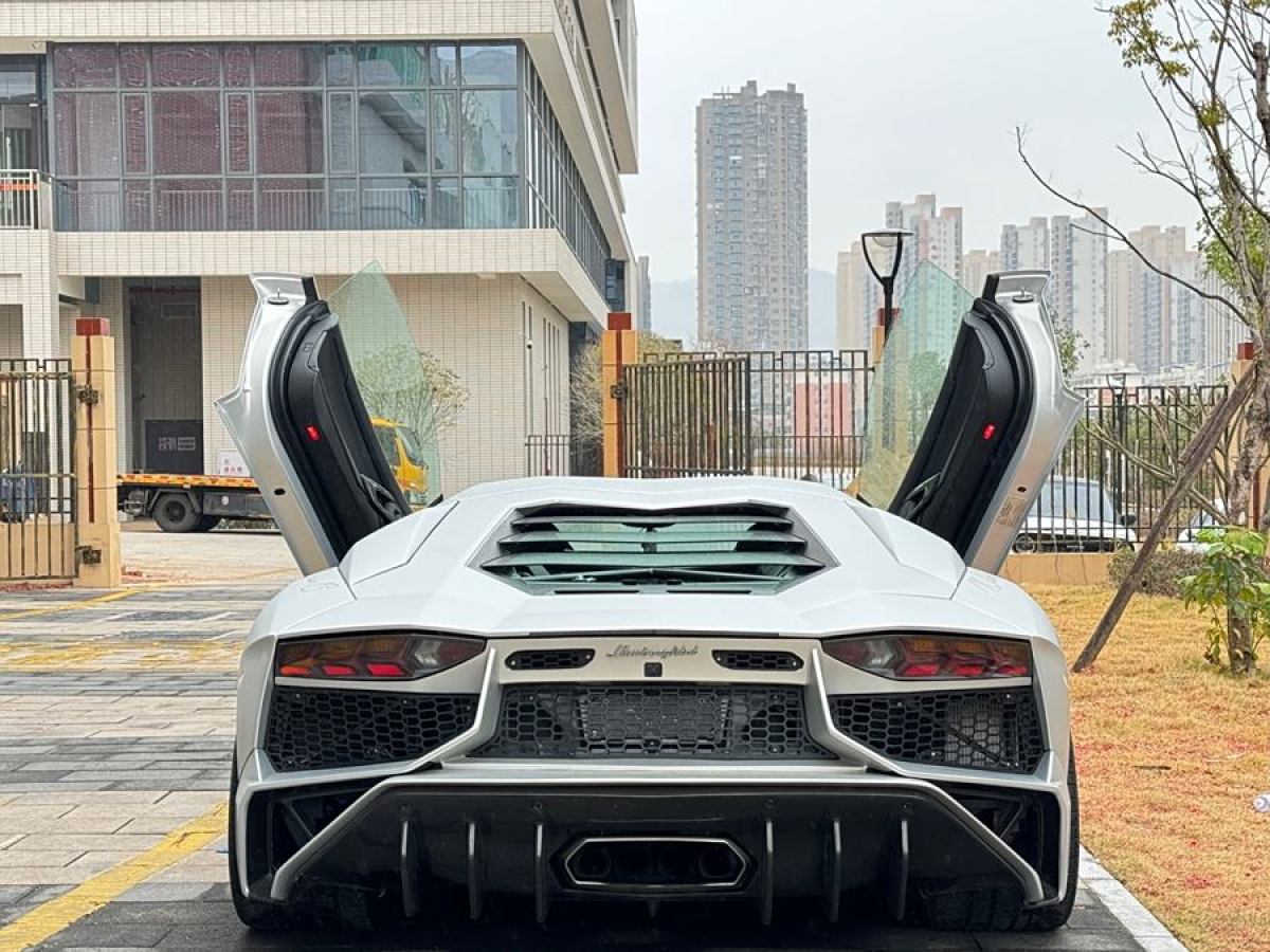 蘭博基尼 Aventador  2011款 LP 700-4圖片