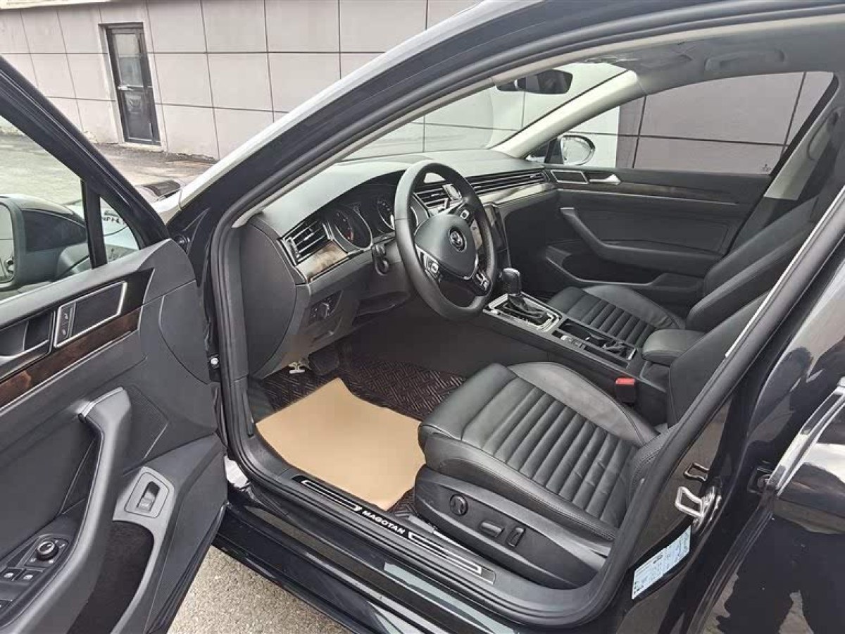 大眾 邁騰  2018款 改款 330TSI DSG 豪華型圖片