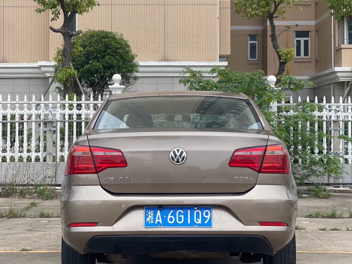大眾 寶來(lái)  2014款 1.6L 自動(dòng)時(shí)尚型圖片