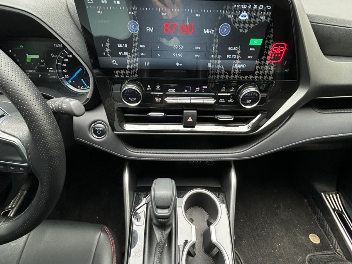 丰田 汉兰达  2023款 2.5L智能电混双擎两驱精英版 5座图片