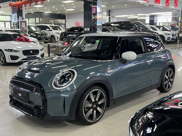 MINI MINI  2023款 1.5T COOPER 弧光特别版