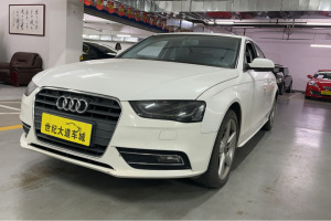 奥迪A4L 奥迪 35 TFSI 自动舒适型