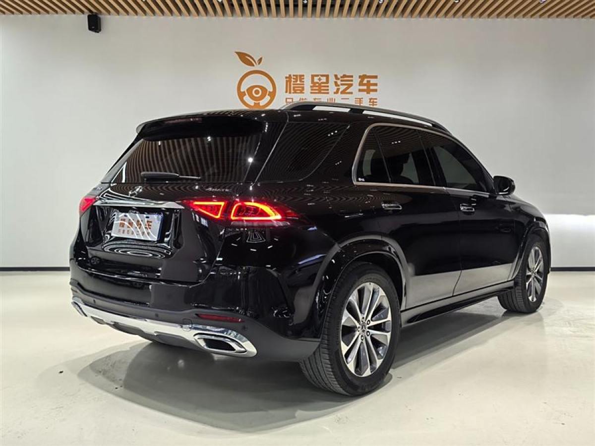 奔馳 奔馳GLE  2022款 改款 GLE 350 4MATIC 時(shí)尚型圖片