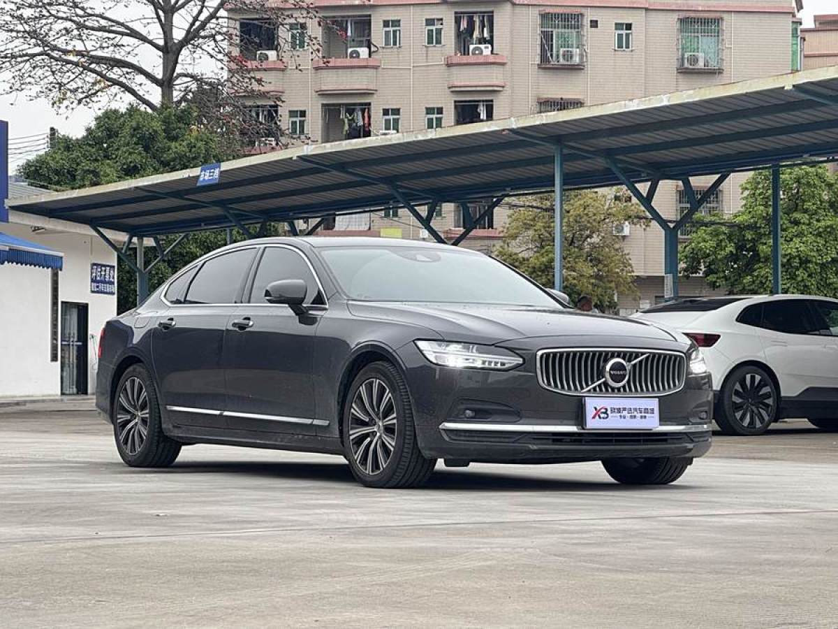 2021年9月沃爾沃 S90  2021款 B5 智遠豪華版