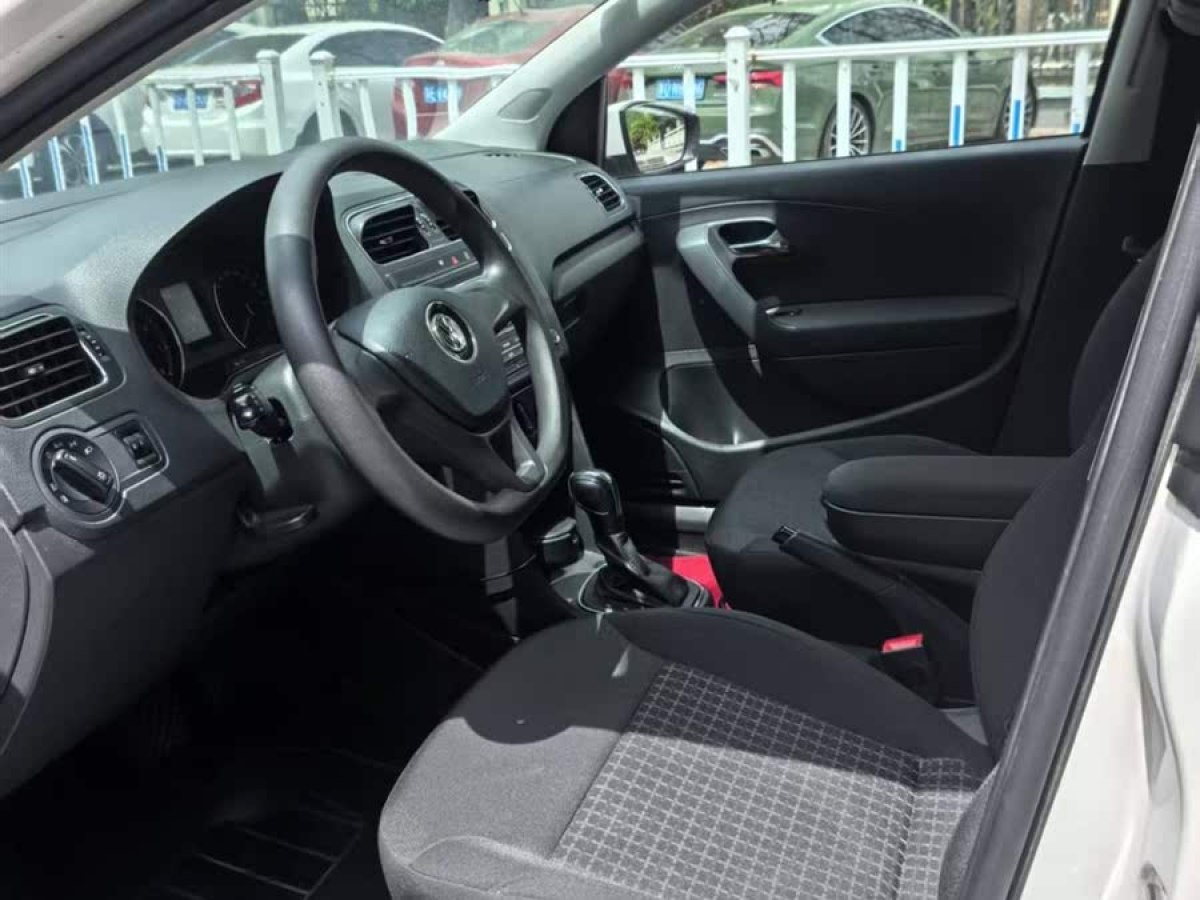 大眾 Polo  2014款 1.6L 自動舒適版圖片