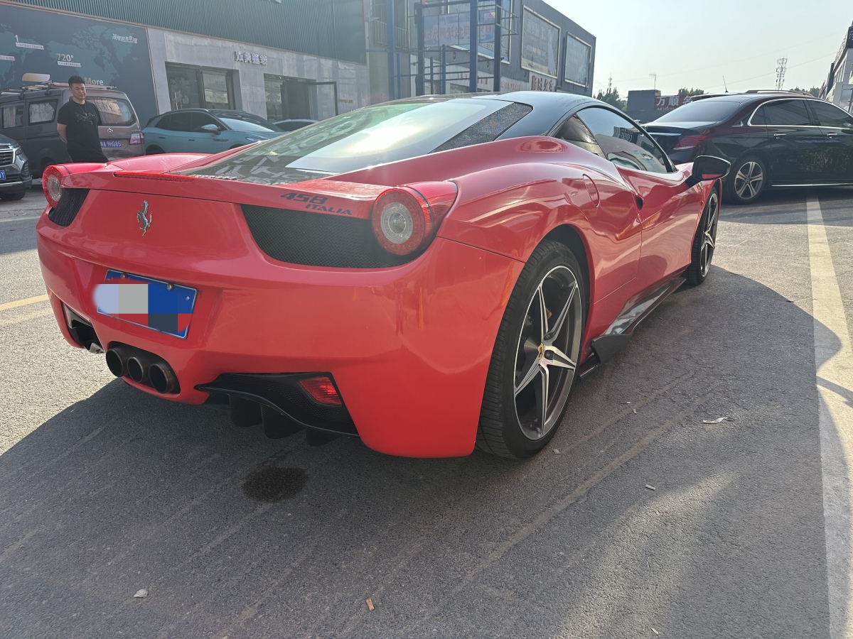 2011年3月法拉利 458  2011款 4.5L Italia