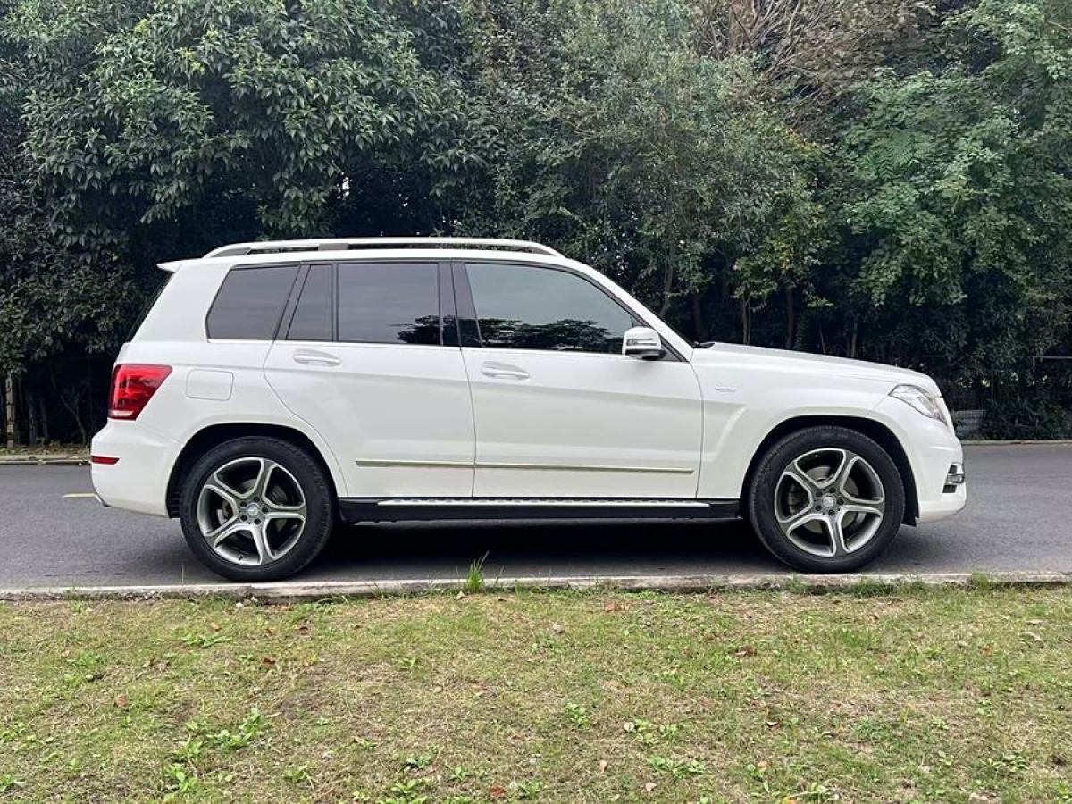 奔馳 奔馳GLK級  2015款 GLK 300 4MATIC 時尚型 極致版圖片