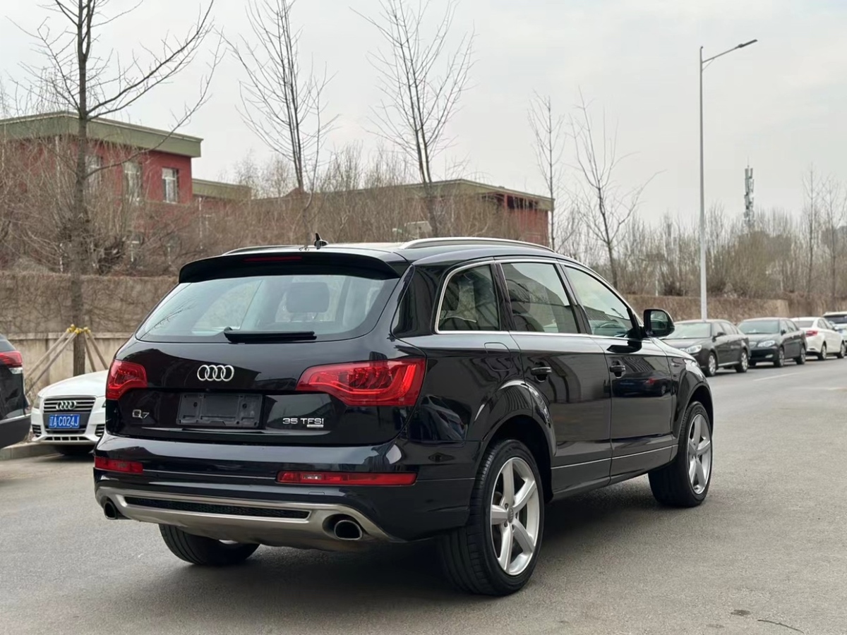 奧迪 奧迪Q7  2015款 35 TFSI 進(jìn)取型圖片