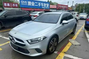 奔馳A級(jí) 奔馳 A 220 4MATIC
