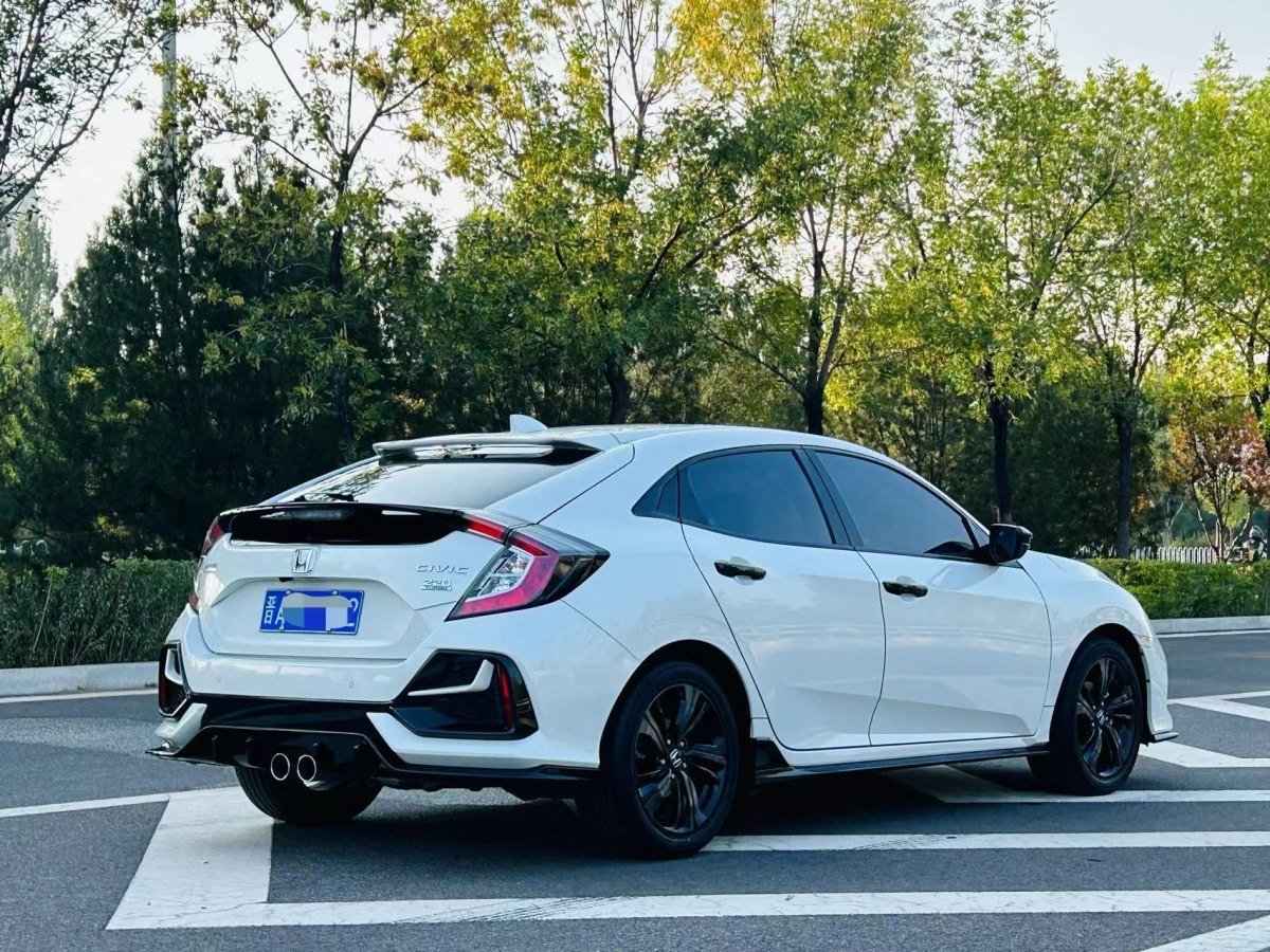 2022年12月本田 思域  2021款 HATCHBACK 220TURBO CVT潮酷控