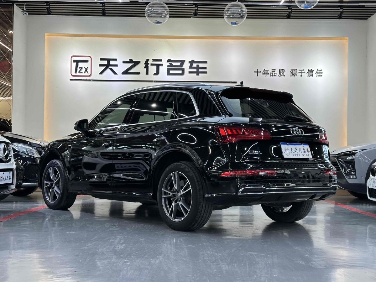 奧迪 奧迪Q5L  2020款 改款 40 TFSI 榮享時尚型圖片