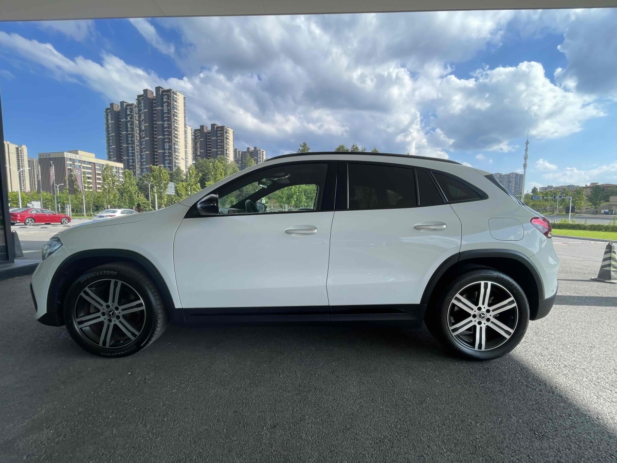 2022年6月奔馳 奔馳GLA  2020款 GLA 220 4MATIC