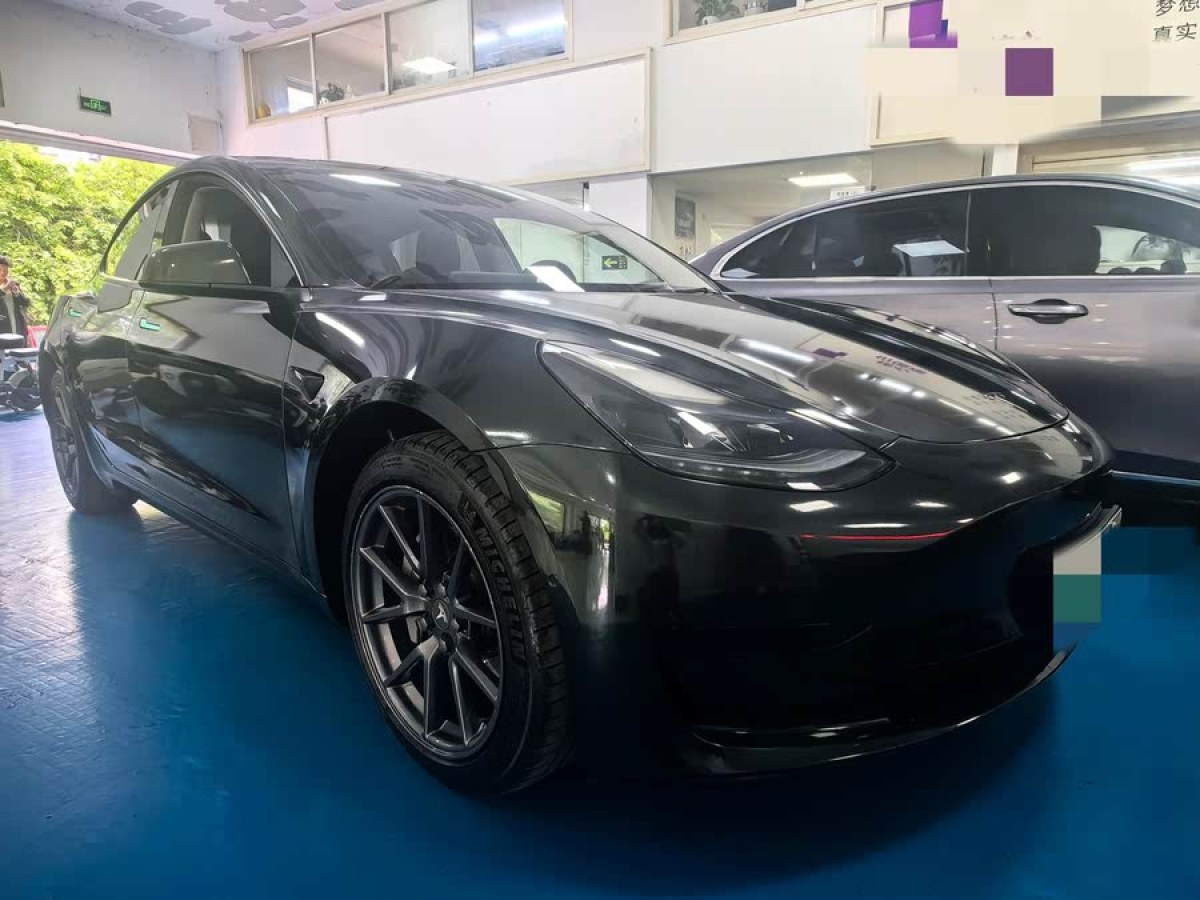 特斯拉 Model 3  2022款 后輪驅(qū)動(dòng)版圖片