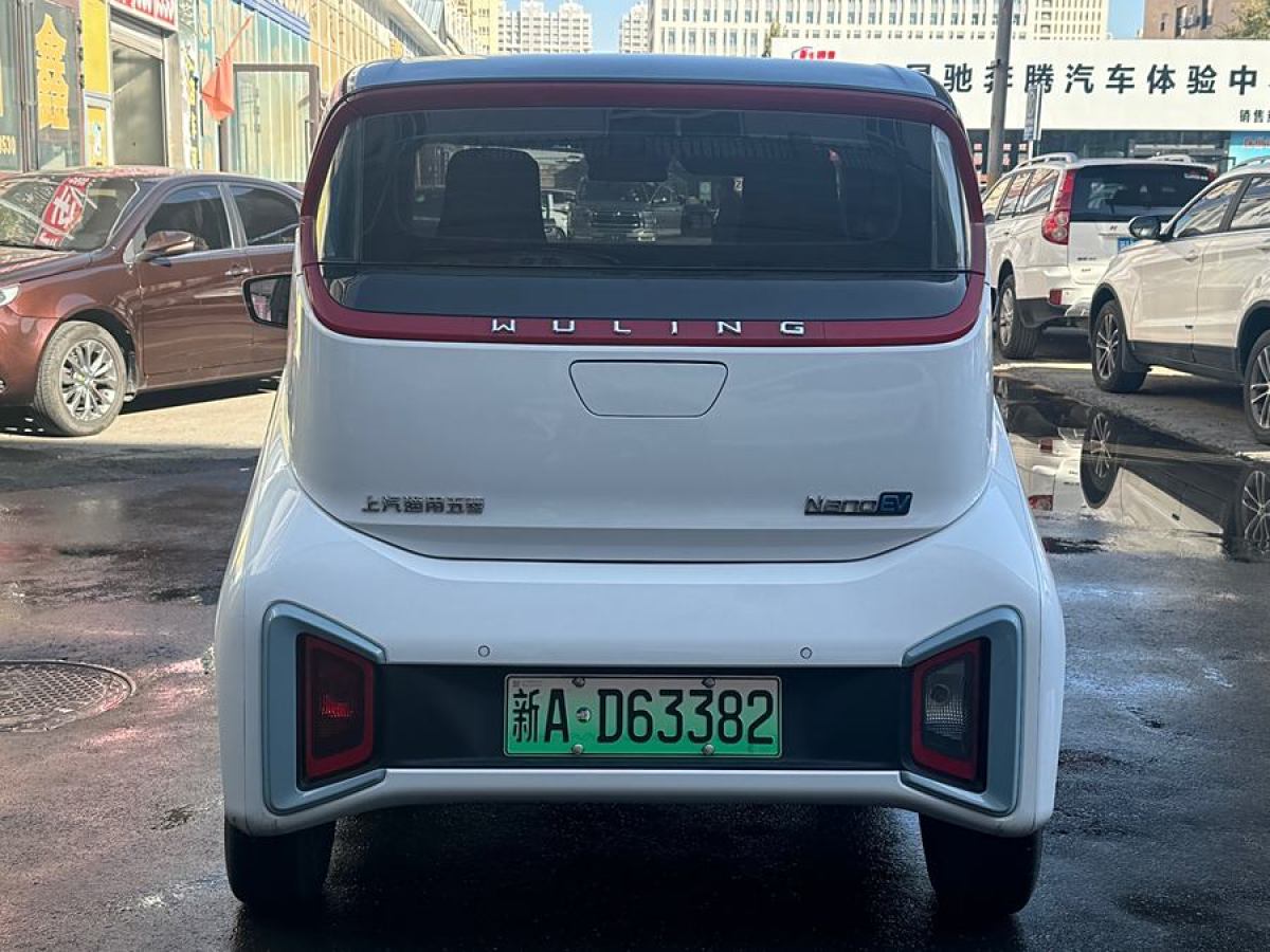 五菱 五菱NanoEV  2022款 樂享款圖片