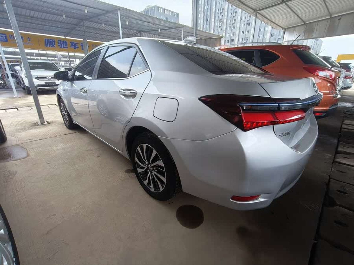 豐田 卡羅拉  2017款 改款雙擎 1.8L E-CVT領(lǐng)先版圖片
