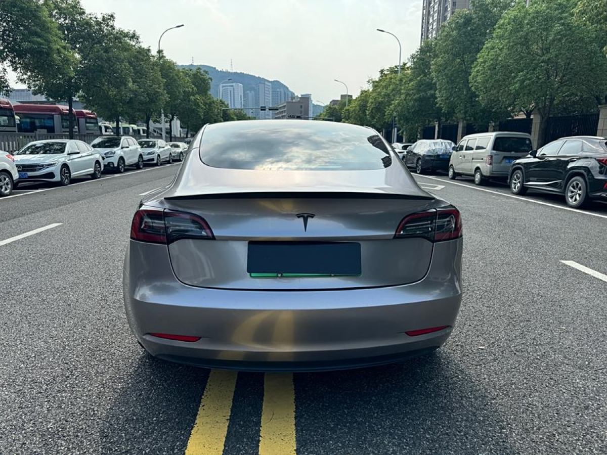 特斯拉 Model Y  2022款 改款 后輪驅(qū)動版圖片