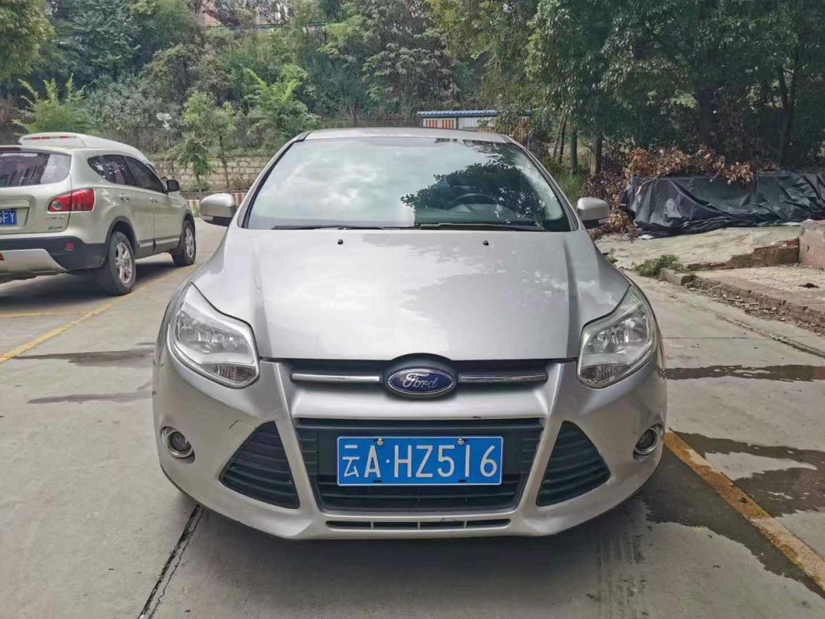 福特 福克斯  2013款 2.0T ST 標(biāo)準(zhǔn)版圖片