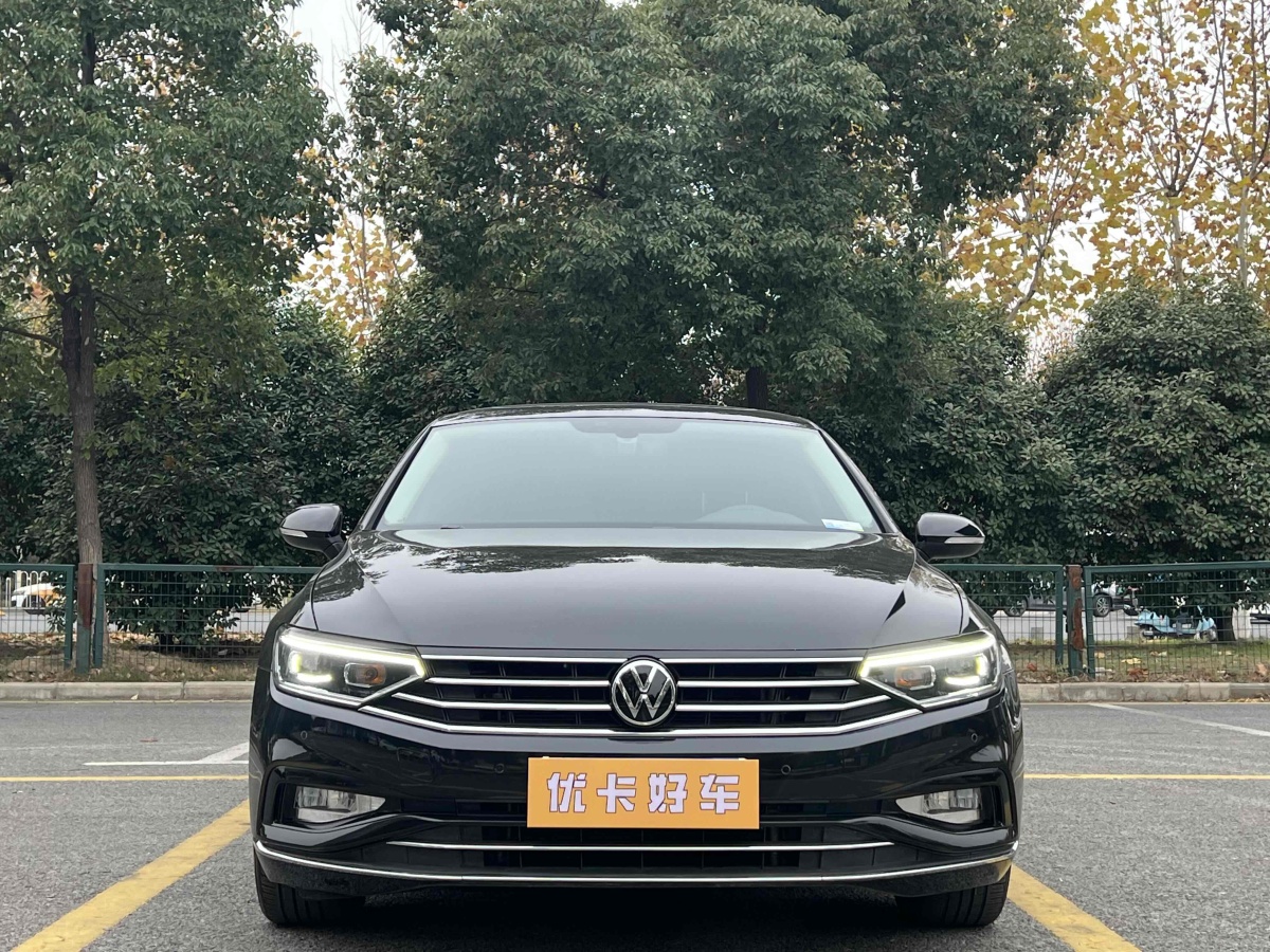 大眾 邁騰  2019款  330TSI DSG 領(lǐng)先型 國VI圖片