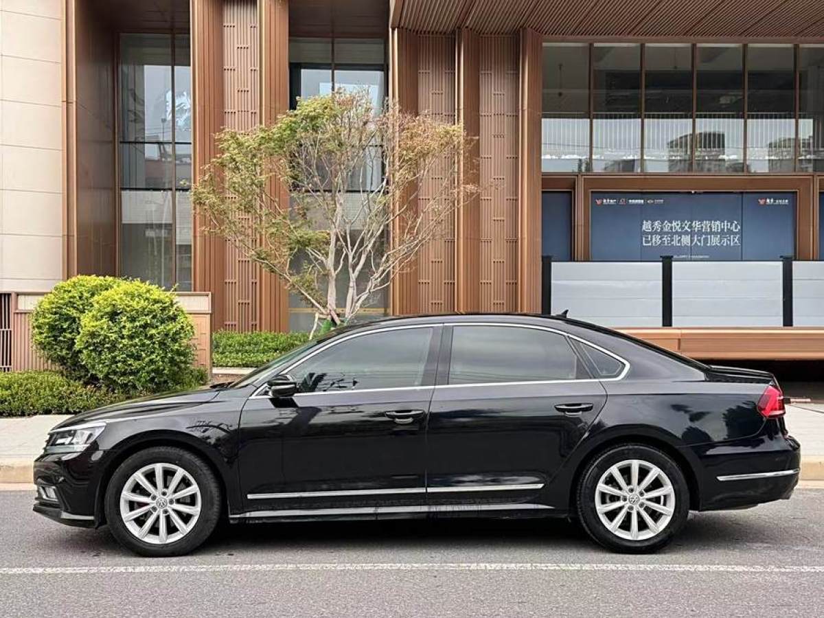 2017年9月大眾 帕薩特  2017款 280TSI DSG尊榮版