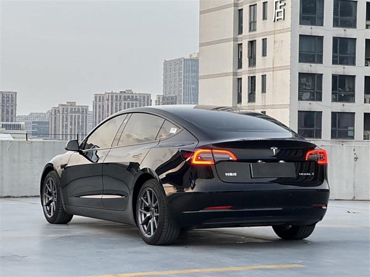 特斯拉 Model Y  2022款 改款 后輪驅(qū)動版圖片