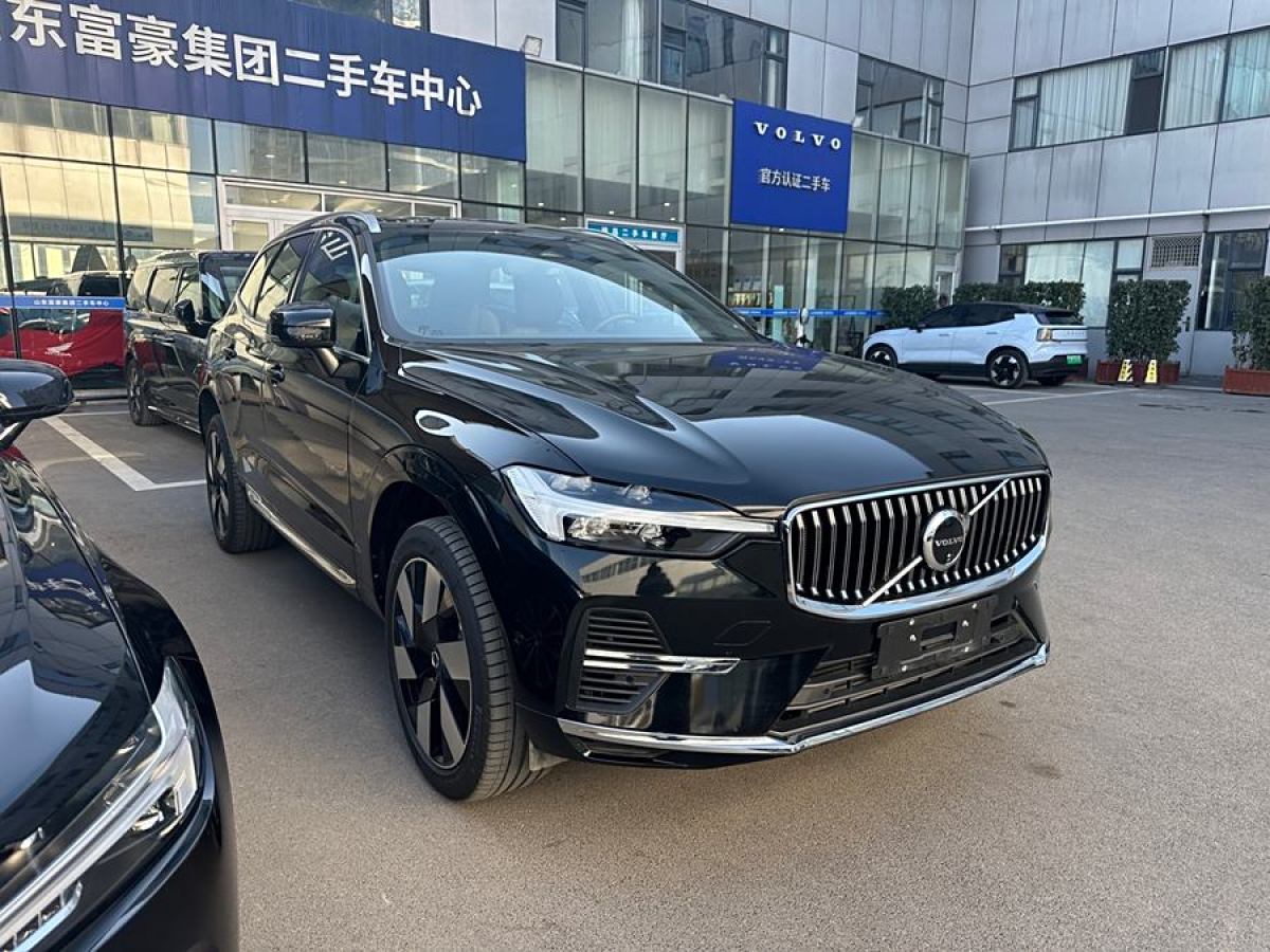 沃爾沃 XC60新能源  2024款 T8 插電混動(dòng) 長(zhǎng)續(xù)航四驅(qū)智雅豪華版圖片