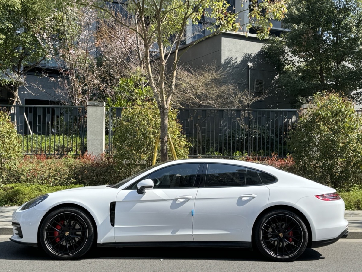 2018年8月保時(shí)捷 Panamera  2017款 Panamera 3.0T