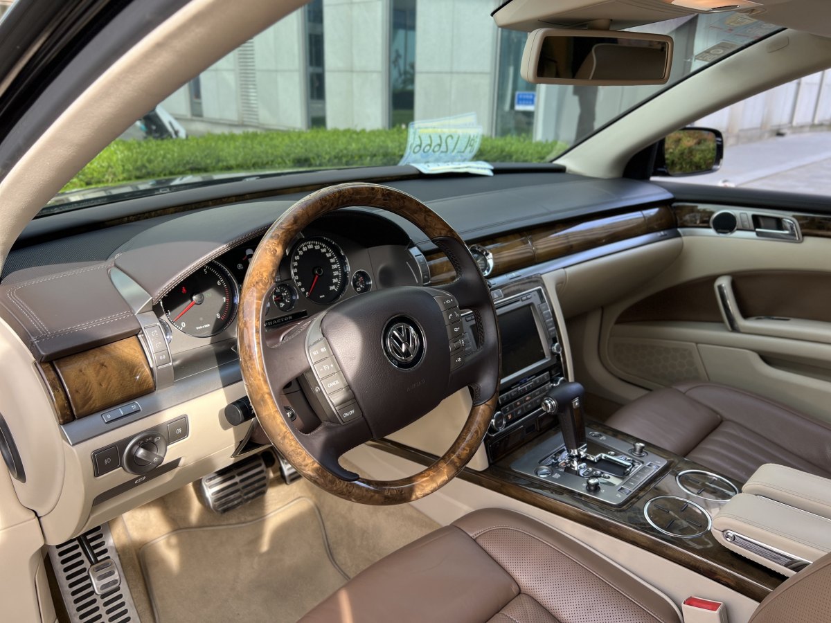 大眾 輝騰  2012款 3.0L 行政型圖片