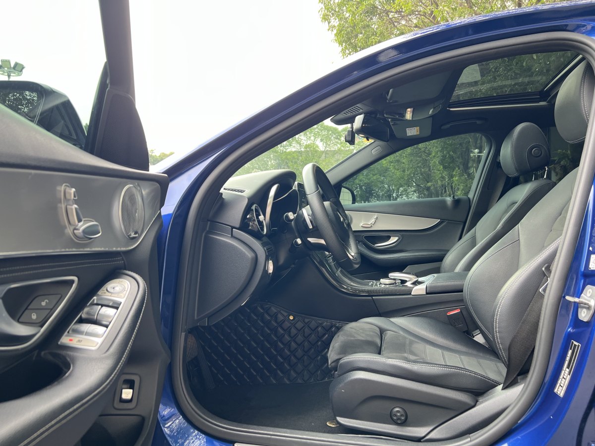 奔驰 奔驰C级  2018款 C 200 运动版图片