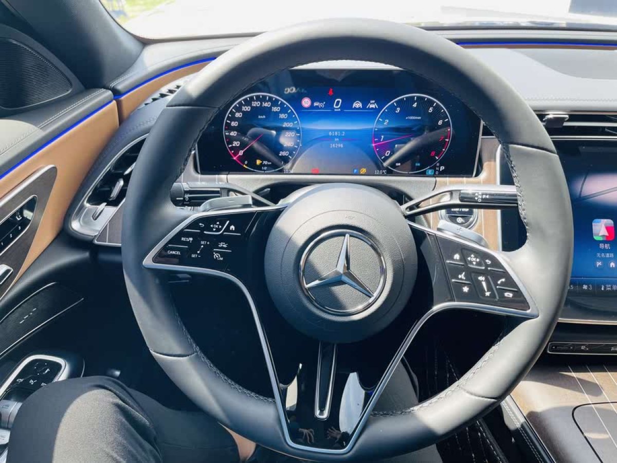 奔馳 奔馳E級(jí)  2024款 改款 E 300 L 時(shí)尚型圖片