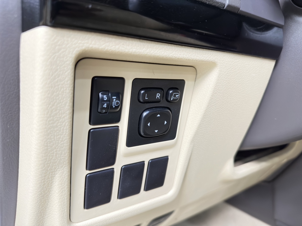 丰田 普拉多  2016款 2.7L 自动标准版图片