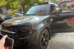 衛(wèi)士 路虎 110 V8