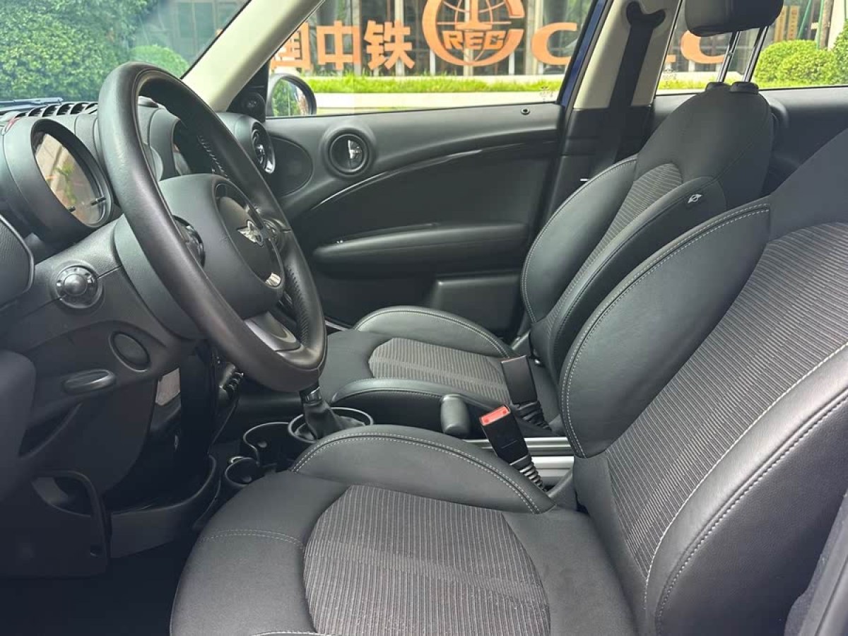MINI COUNTRYMAN  2016款 1.6T COOPER S ALL4 裝備控圖片
