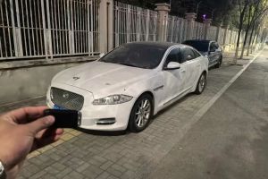 XJ 捷豹 XJL 2.0T 全景商務(wù)版