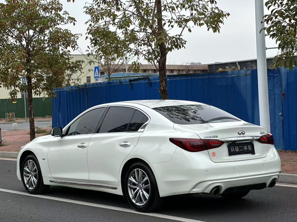 英菲尼迪 Q50L  2018款  2.0T 舒適版 國VI圖片