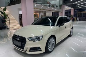 奧迪A3 奧迪 Sportback 35 TFSI 進(jìn)取型