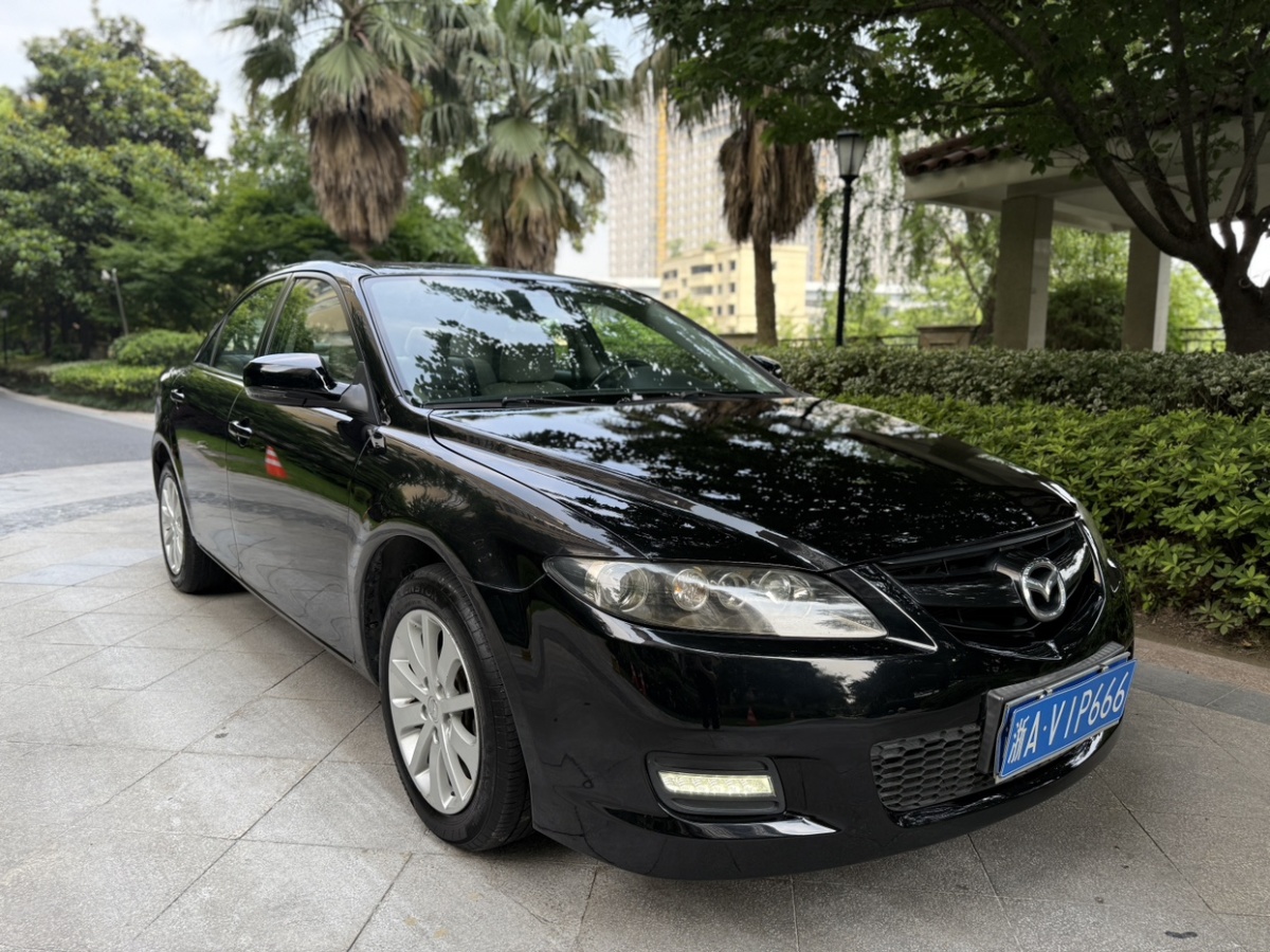 馬自達(dá) 馬自達(dá)6  2013款 2.0L 自動(dòng)時(shí)尚型圖片