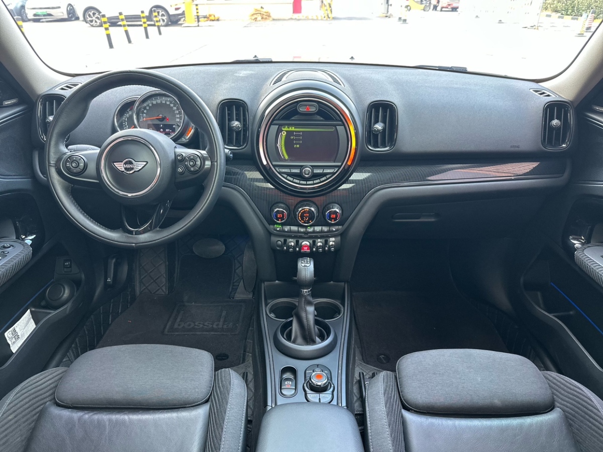 MINI COUNTRYMAN  2017款 1.5T COOPER ALL4 旅行家图片