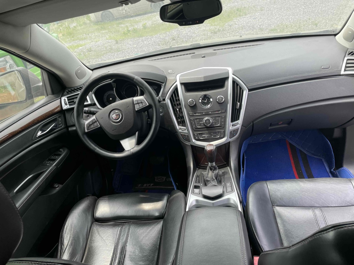 凱迪拉克 SRX  2012款 3.0L 領(lǐng)先型圖片