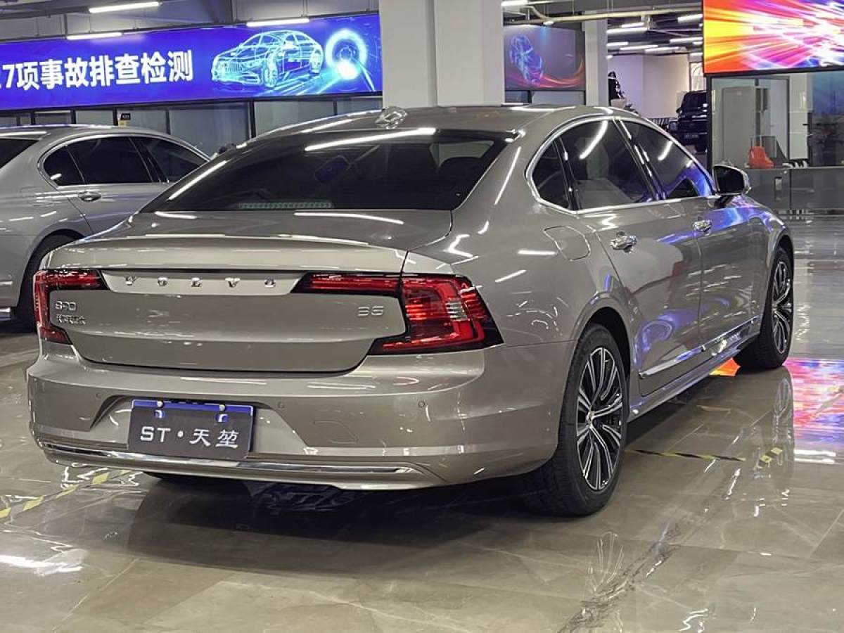 沃爾沃 S90  2021款 B5 智逸豪華版圖片