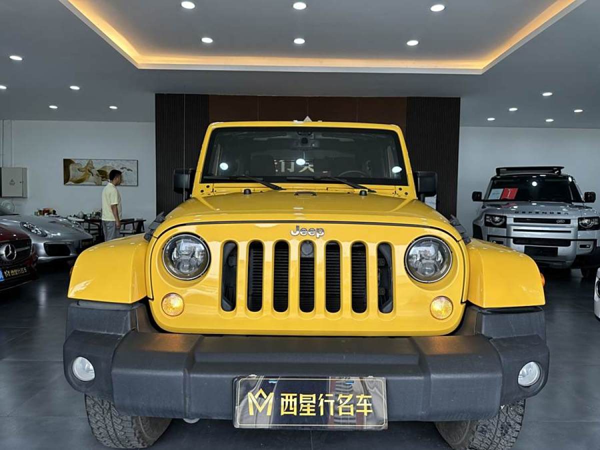 Jeep 牧馬人  2016款 3.0L Sahara 75周年致敬版圖片