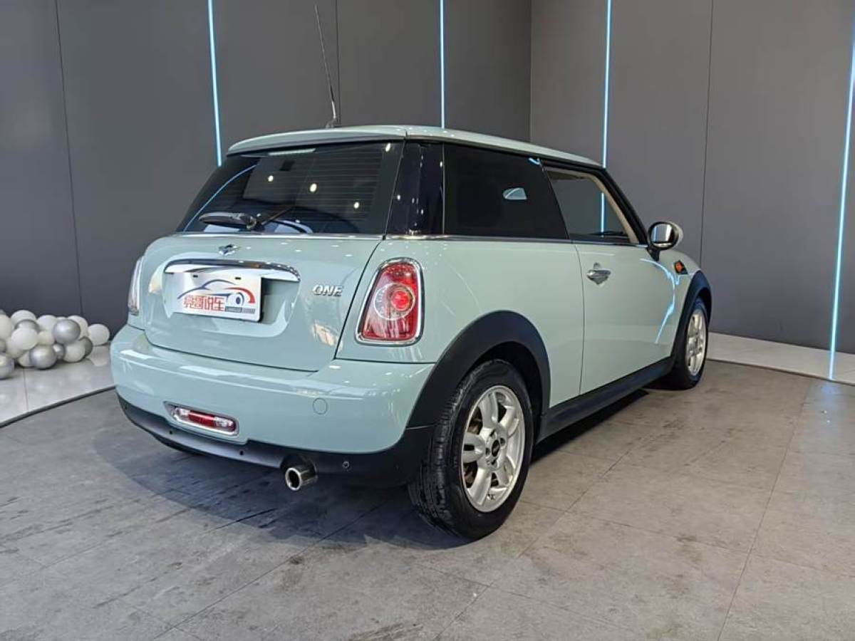 MINI MINI  2013款 1.6L ONE 限量第二款圖片