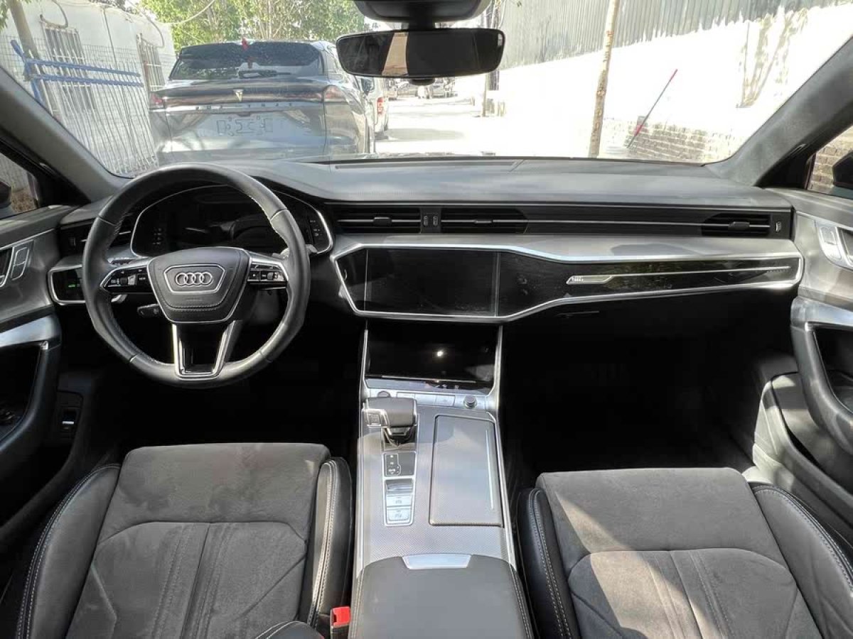 奧迪 奧迪A6L  2023款 改款 45 TFSI 臻選致雅型圖片