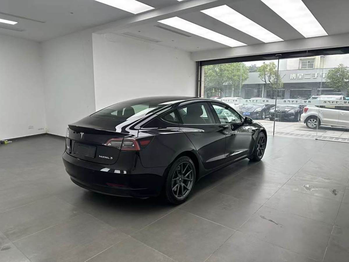 2021年5月特斯拉 Model 3  2019款 標(biāo)準(zhǔn)續(xù)航后驅(qū)升級版