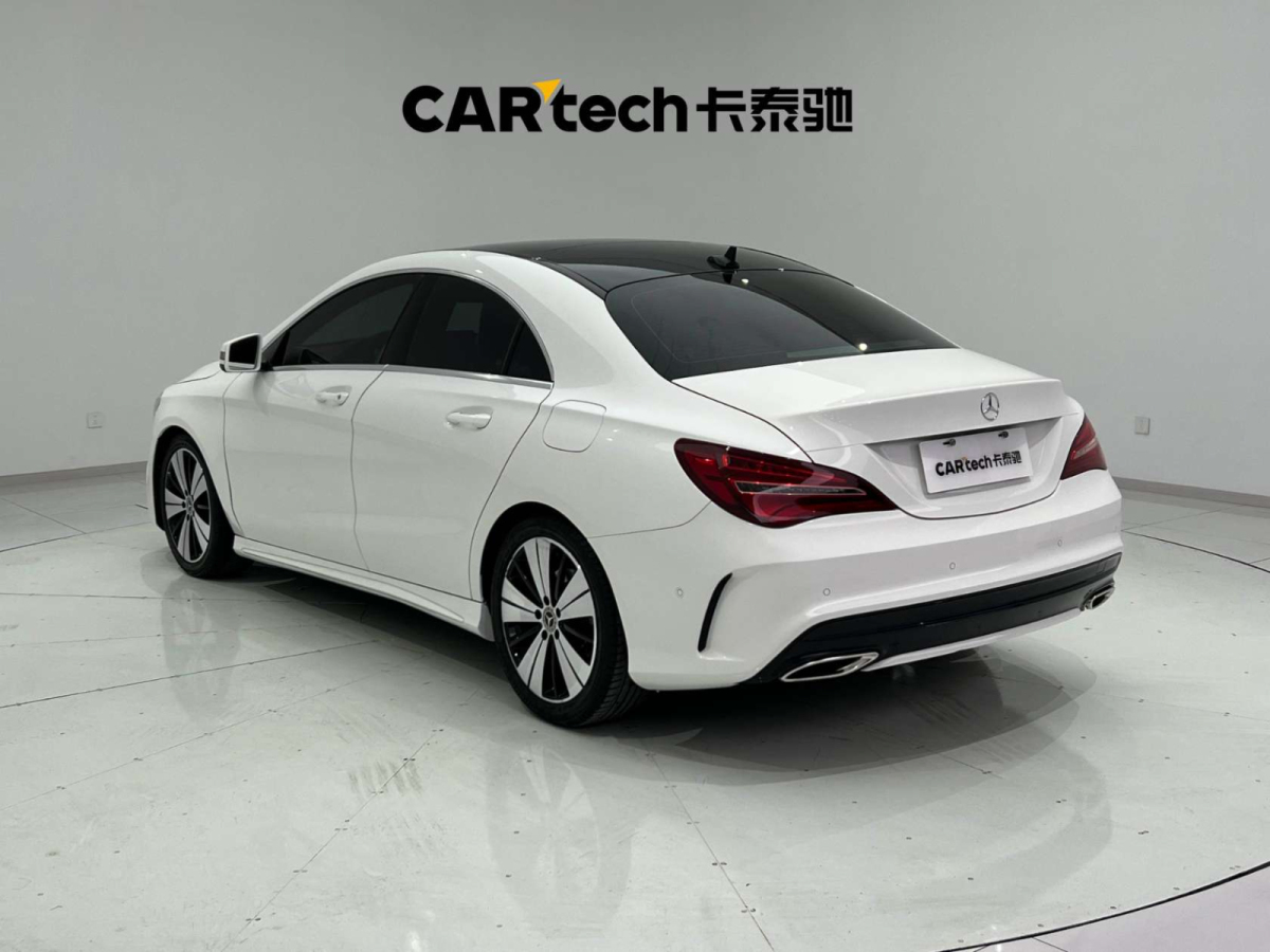 奔馳 奔馳CLA級(jí)  2019款 CLA 200 時(shí)尚型圖片