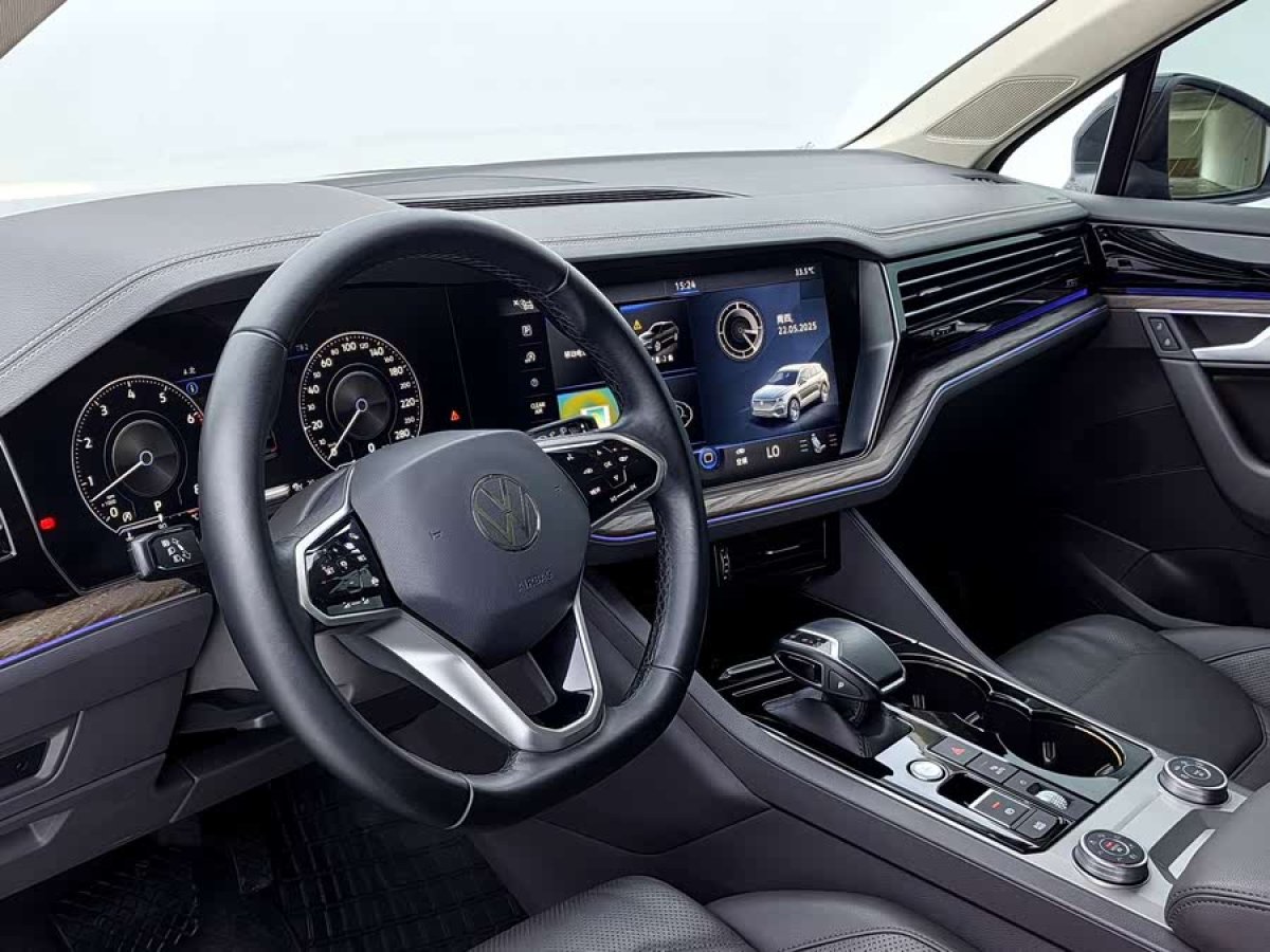大眾 途銳  2022款 3.0TSI 銳享版 經(jīng)典運動套裝圖片